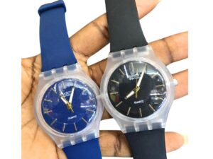 Montres pour enfants et adultes - en plastique