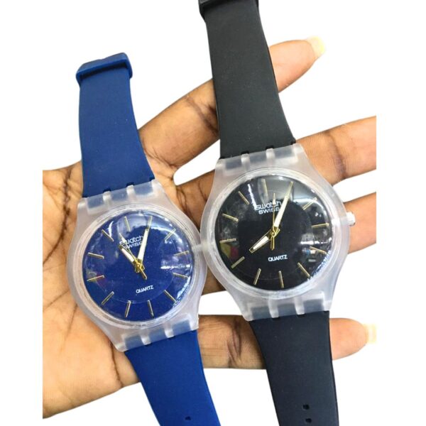 Montres pour enfants et adultes - en plastique